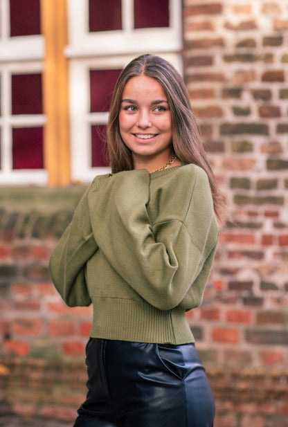 Lily | Green sweater