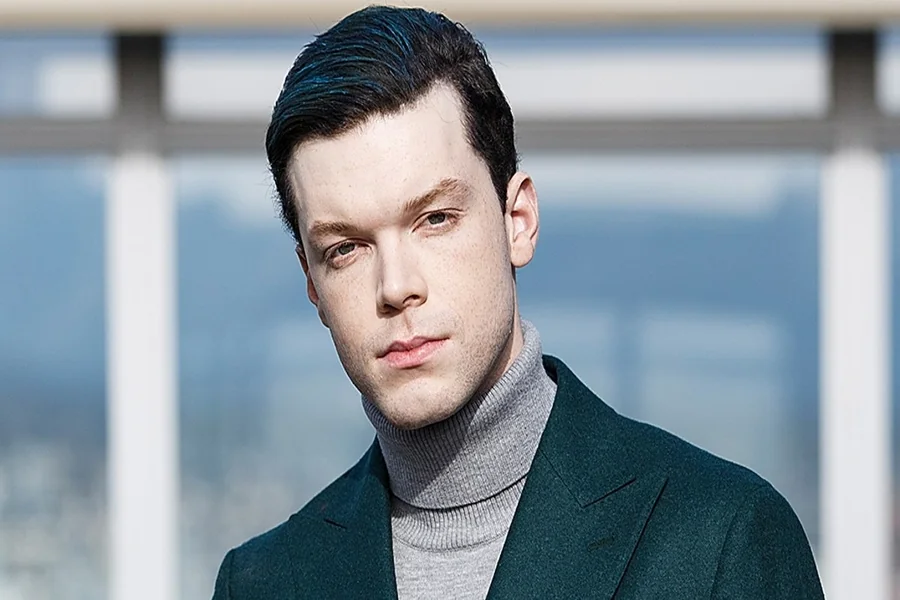 Cameron Monaghan Height